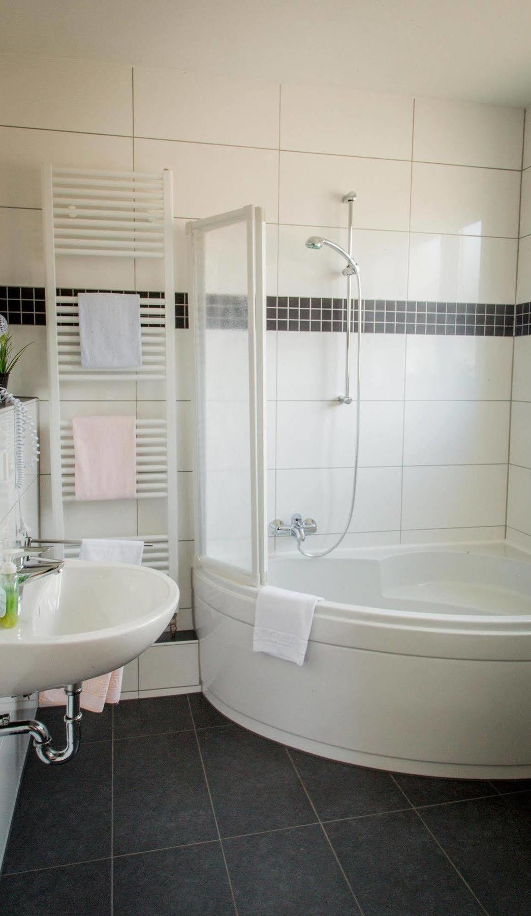Hotel Zum Grunewald 3*