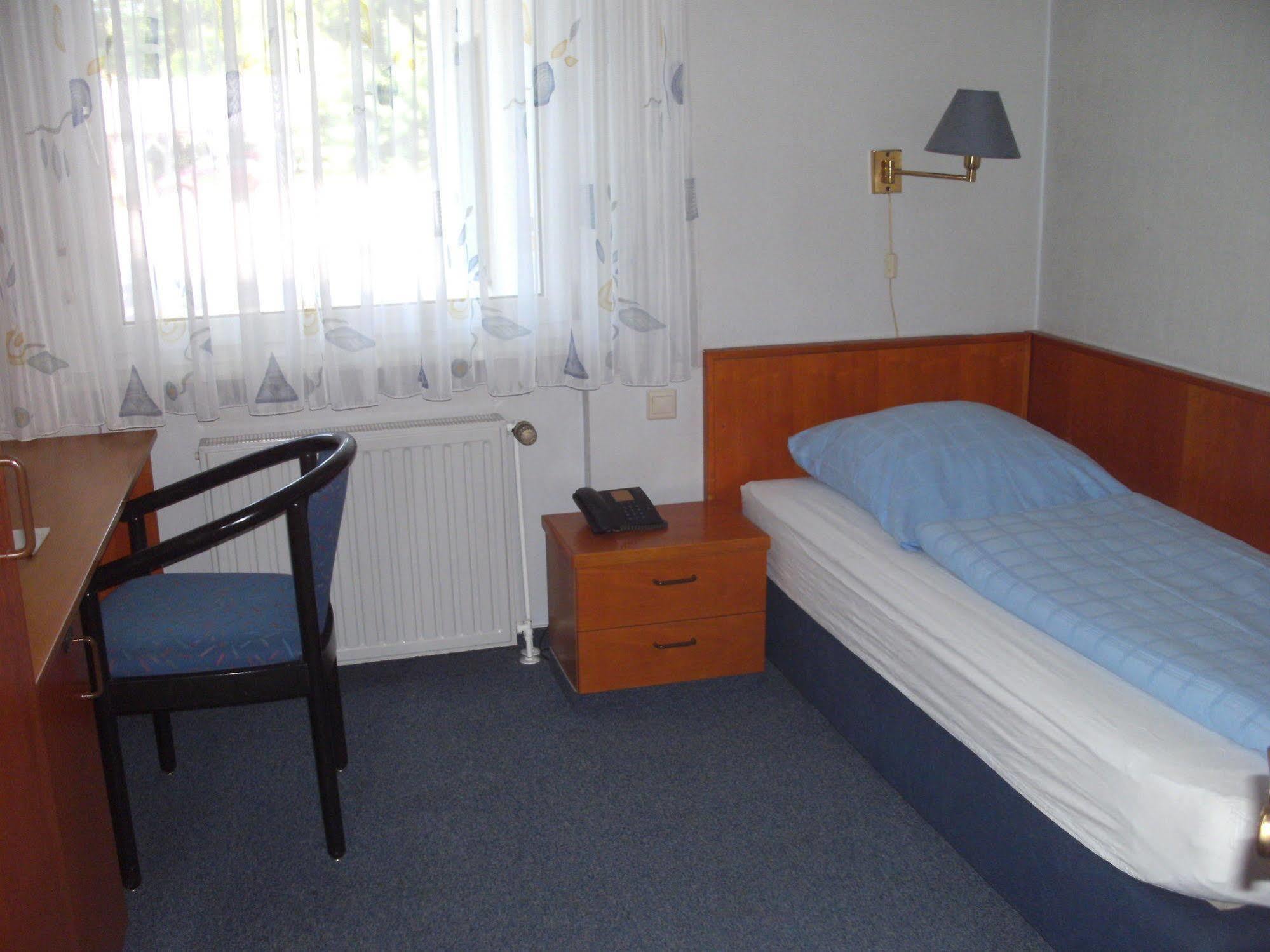 Hotel Zum Grunewald 3*